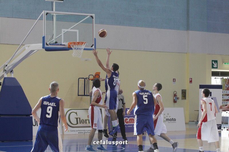 110918 basket 070_tn.jpg
